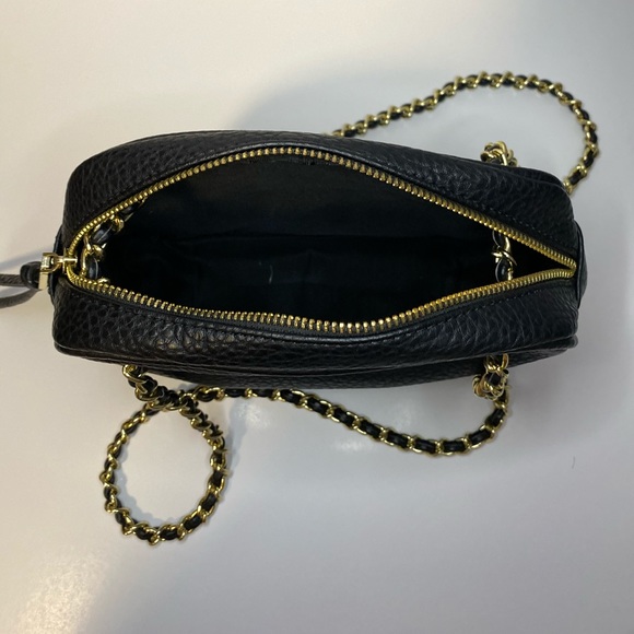 Like New Black Liz Claiborne Purse with Go… - Picture 3 of 3